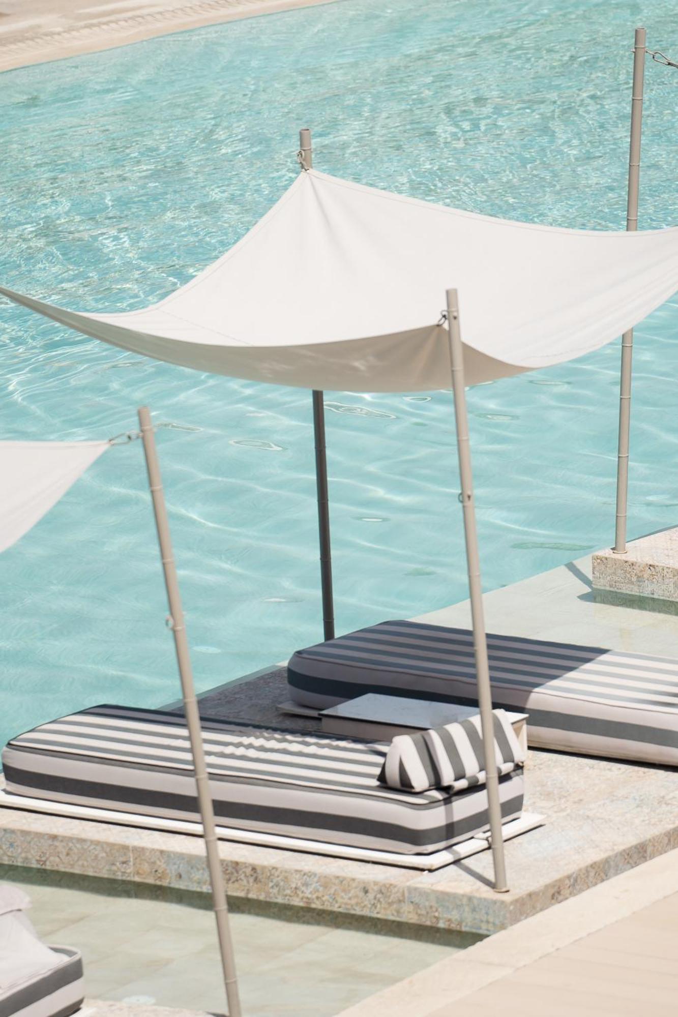 Blue Carpet Luxury 3* Πευκοχώρι