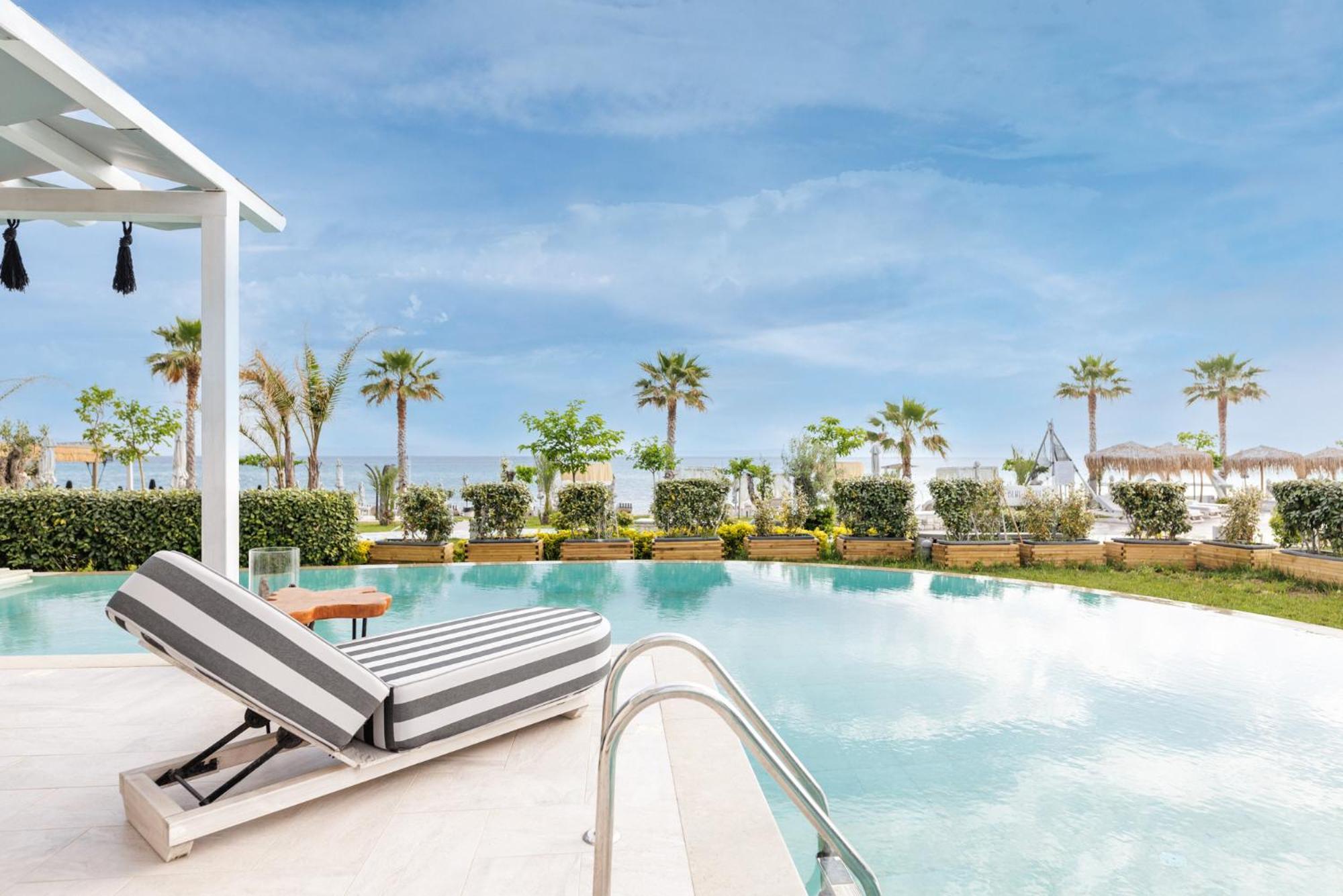 Blue Carpet Luxury 3* פפקוהורי